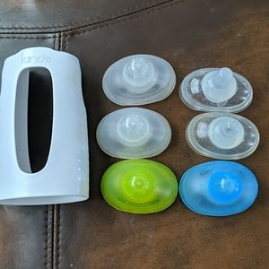 Kiinde nipples and bottle holder
